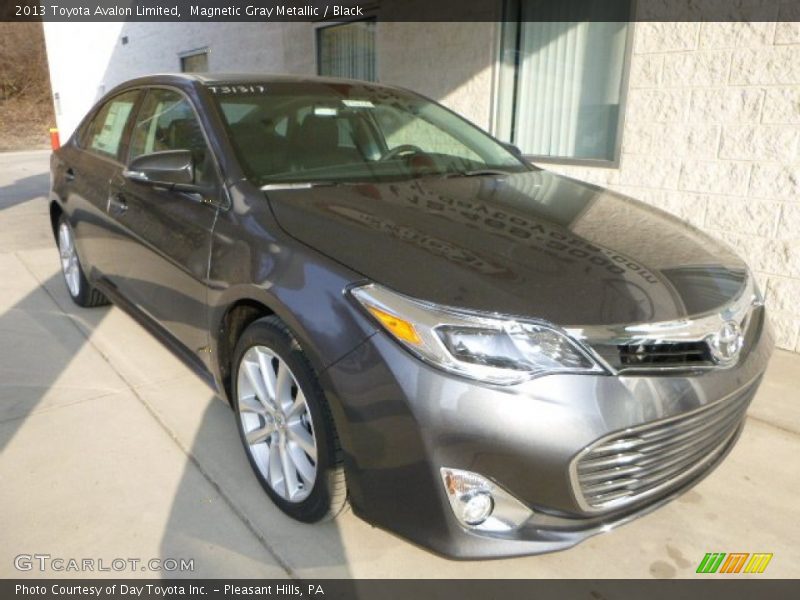Magnetic Gray Metallic / Black 2013 Toyota Avalon Limited