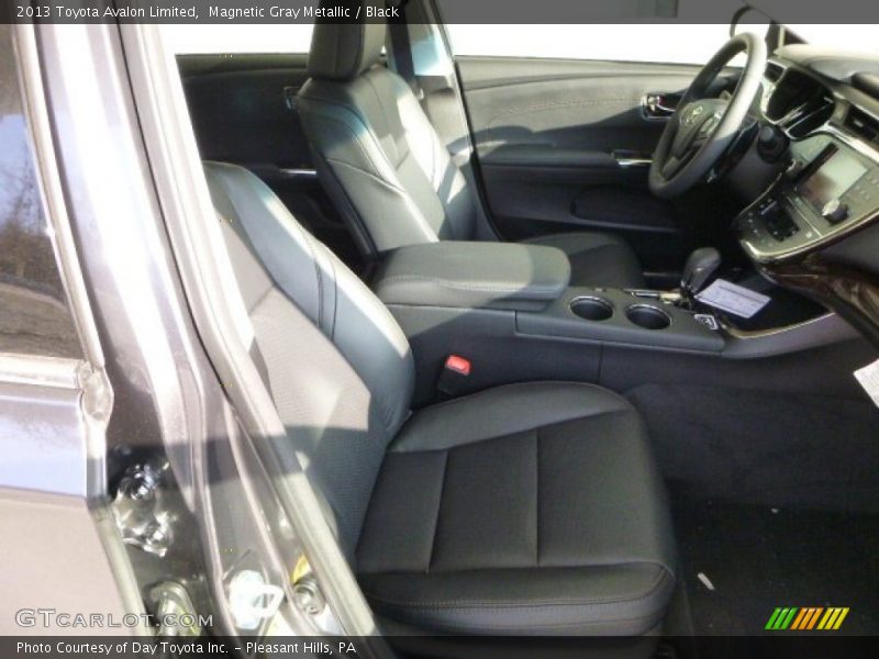 Magnetic Gray Metallic / Black 2013 Toyota Avalon Limited