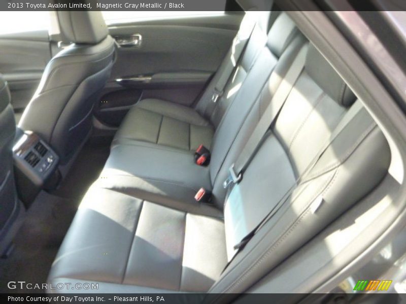 Magnetic Gray Metallic / Black 2013 Toyota Avalon Limited