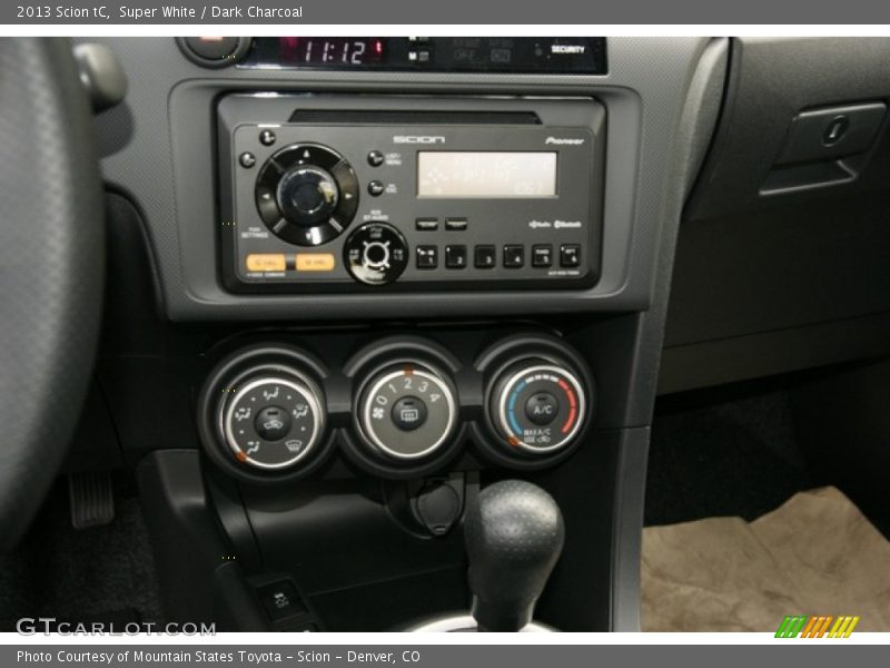 Super White / Dark Charcoal 2013 Scion tC