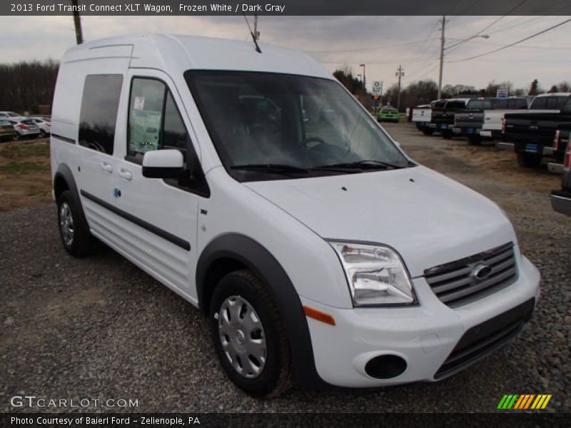 Front 3/4 View of 2013 Transit Connect XLT Wagon