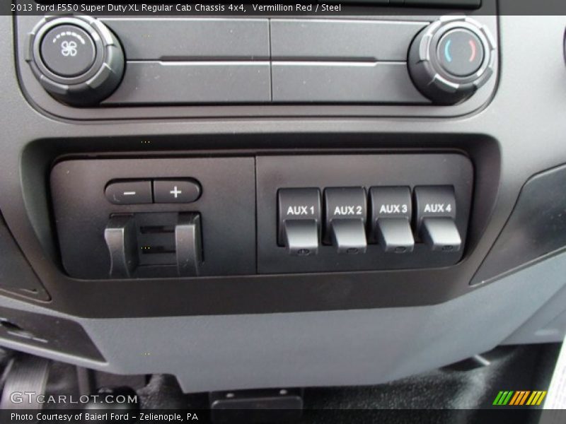 Controls of 2013 F550 Super Duty XL Regular Cab Chassis 4x4