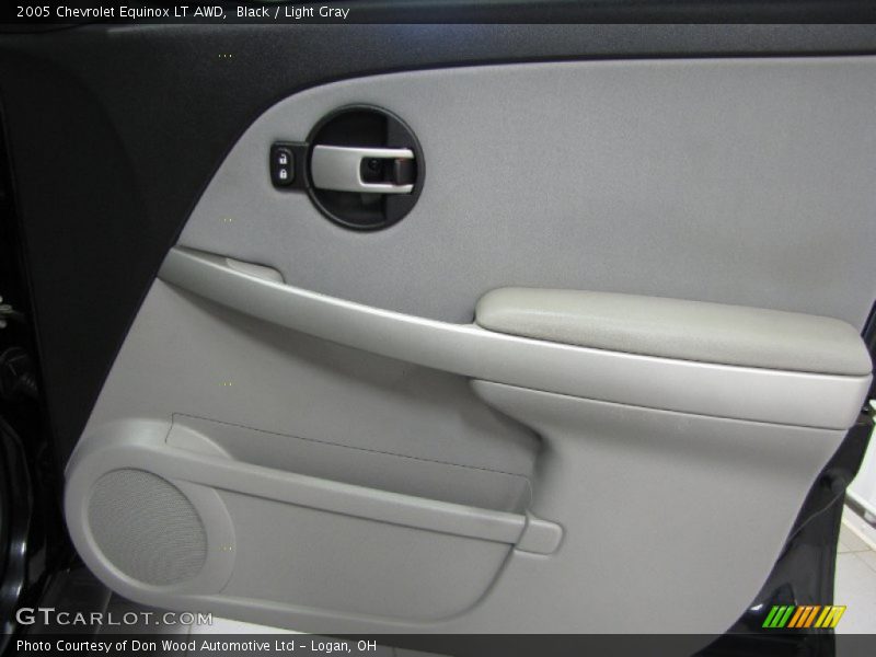 Black / Light Gray 2005 Chevrolet Equinox LT AWD
