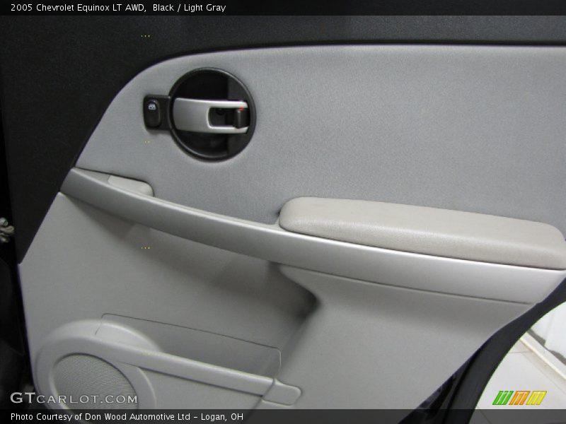 Black / Light Gray 2005 Chevrolet Equinox LT AWD