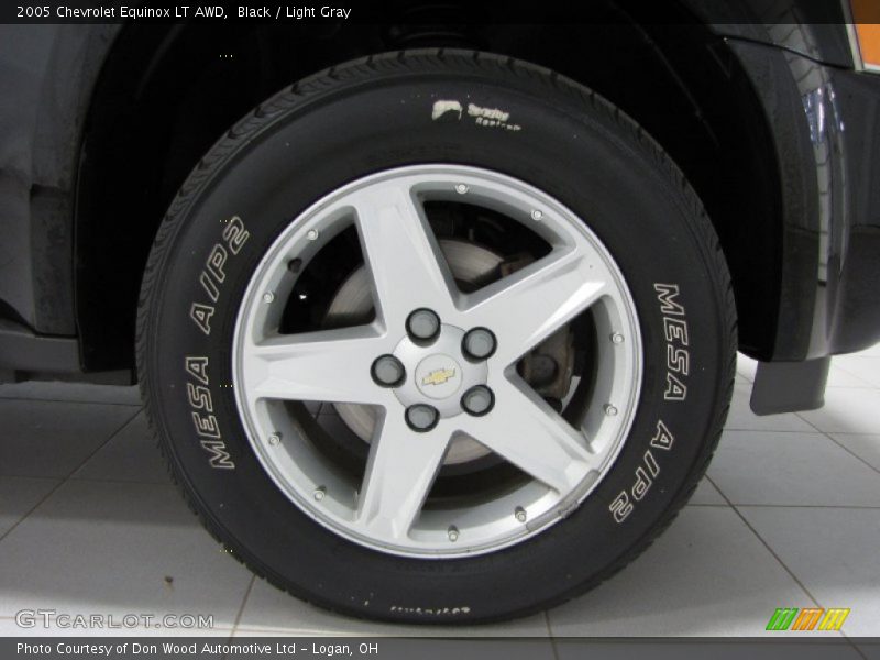 Black / Light Gray 2005 Chevrolet Equinox LT AWD