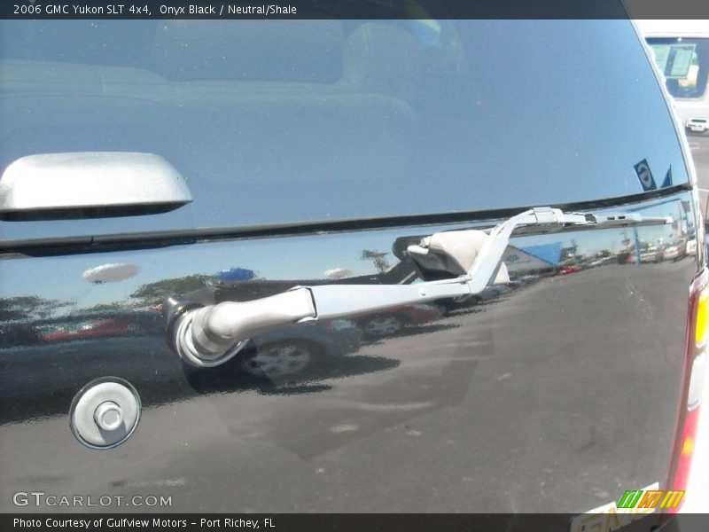 Onyx Black / Neutral/Shale 2006 GMC Yukon SLT 4x4