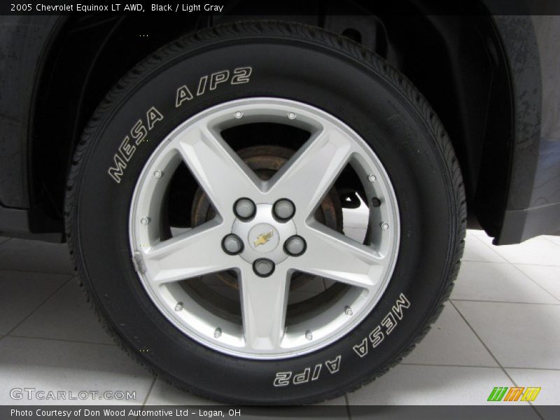 Black / Light Gray 2005 Chevrolet Equinox LT AWD