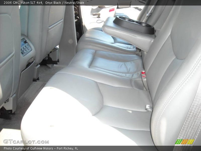 Onyx Black / Neutral/Shale 2006 GMC Yukon SLT 4x4