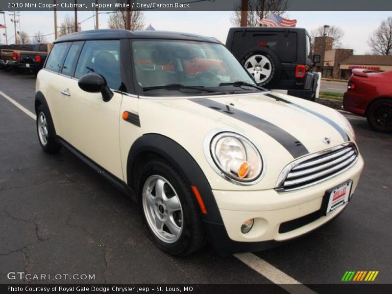 Pepper White / Grey/Carbon Black 2010 Mini Cooper Clubman