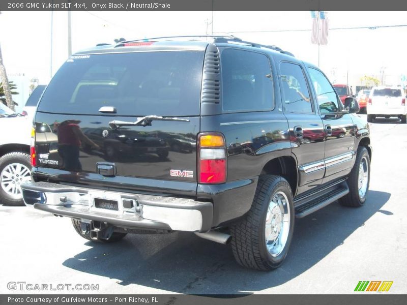 Onyx Black / Neutral/Shale 2006 GMC Yukon SLT 4x4