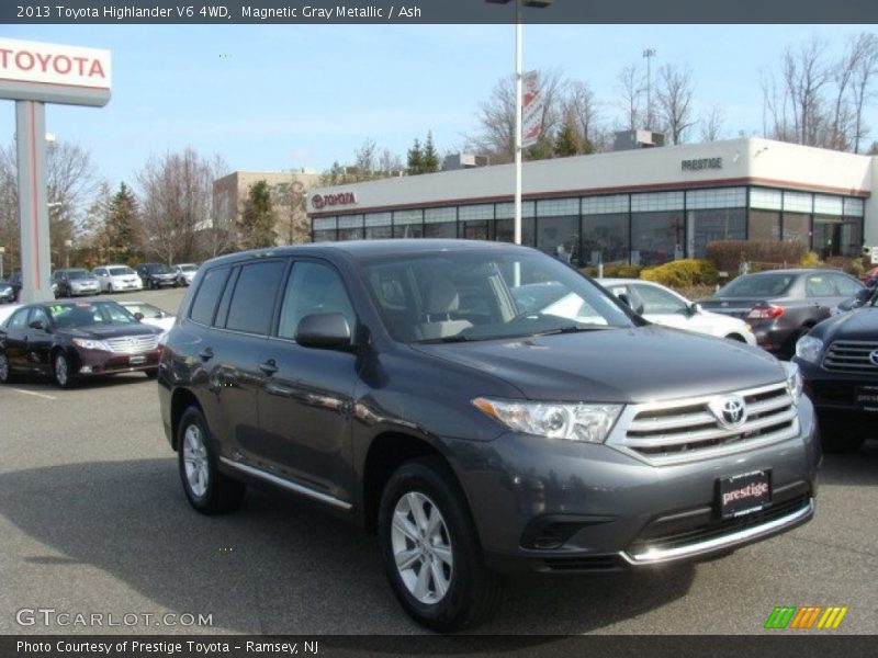 Magnetic Gray Metallic / Ash 2013 Toyota Highlander V6 4WD