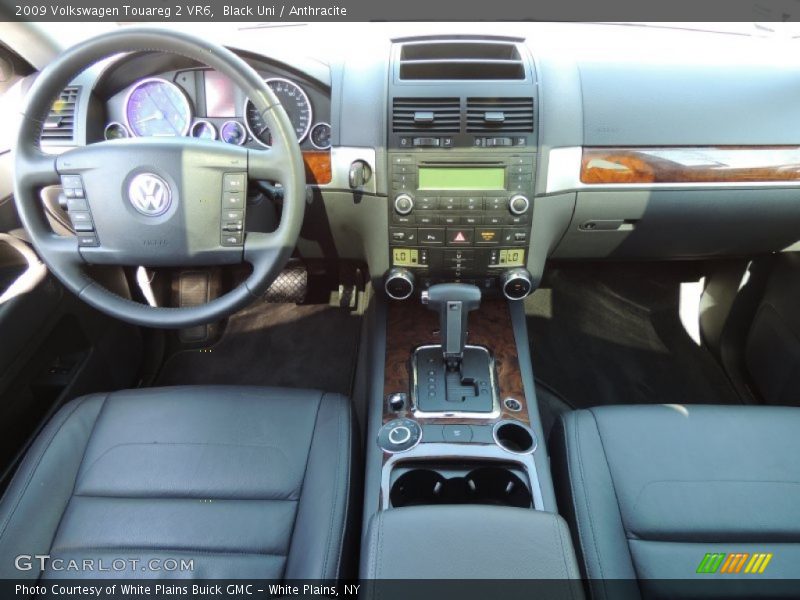 Black Uni / Anthracite 2009 Volkswagen Touareg 2 VR6