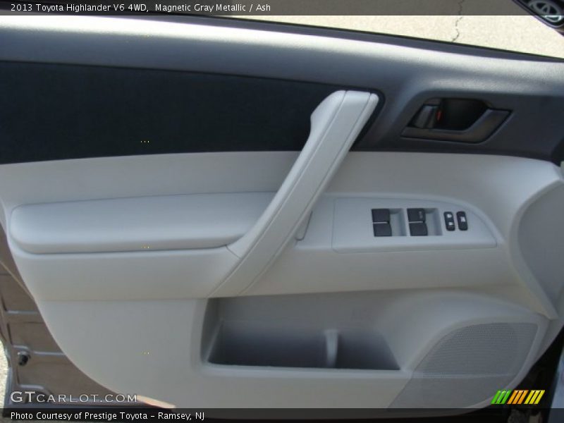 Magnetic Gray Metallic / Ash 2013 Toyota Highlander V6 4WD