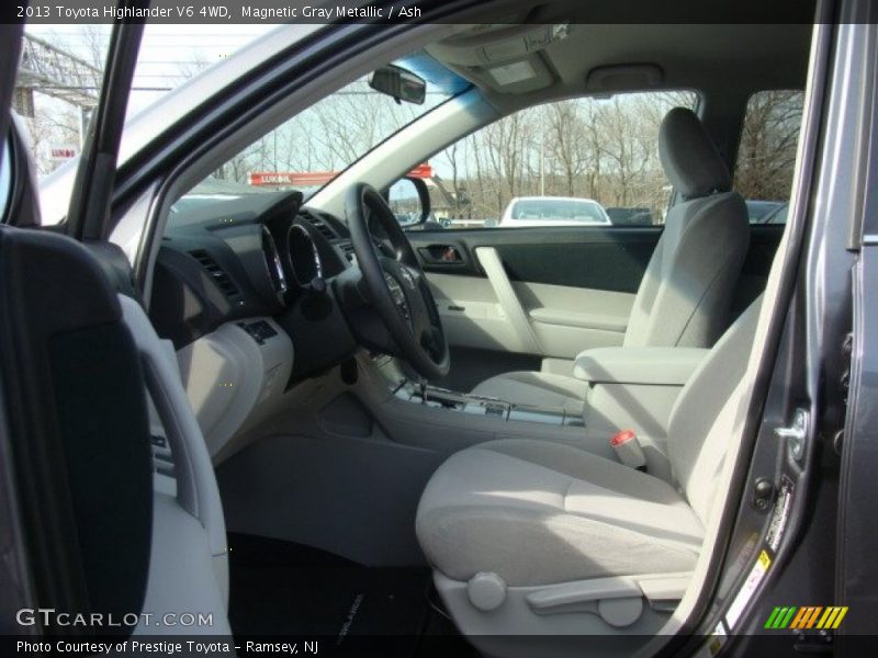 Magnetic Gray Metallic / Ash 2013 Toyota Highlander V6 4WD