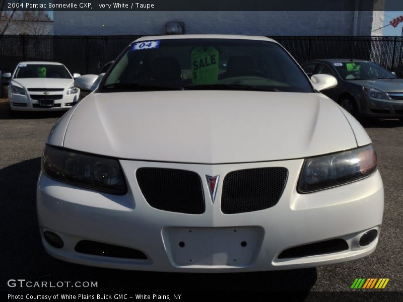 Ivory White / Taupe 2004 Pontiac Bonneville GXP