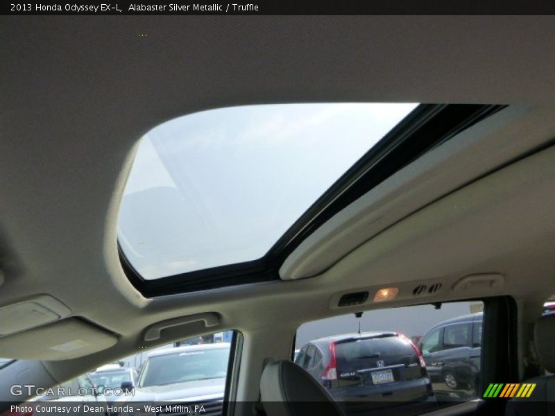 Alabaster Silver Metallic / Truffle 2013 Honda Odyssey EX-L