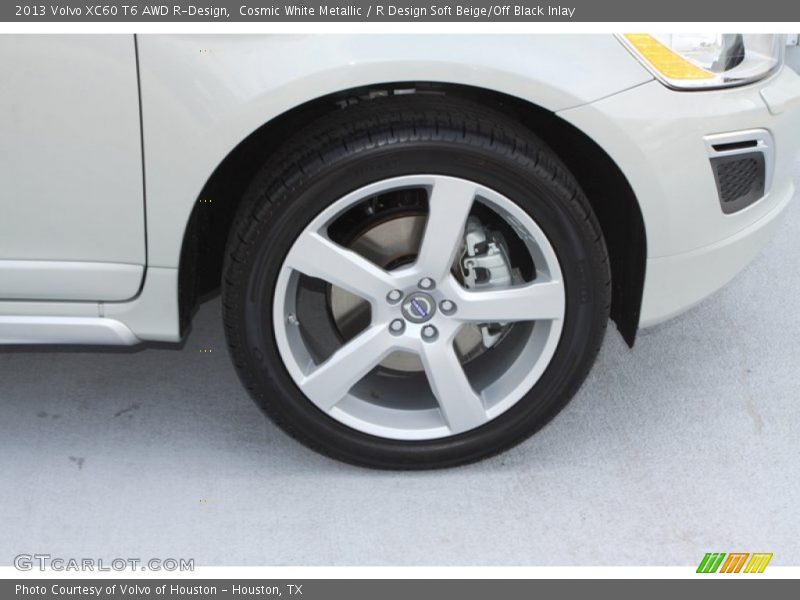 Cosmic White Metallic / R Design Soft Beige/Off Black Inlay 2013 Volvo XC60 T6 AWD R-Design