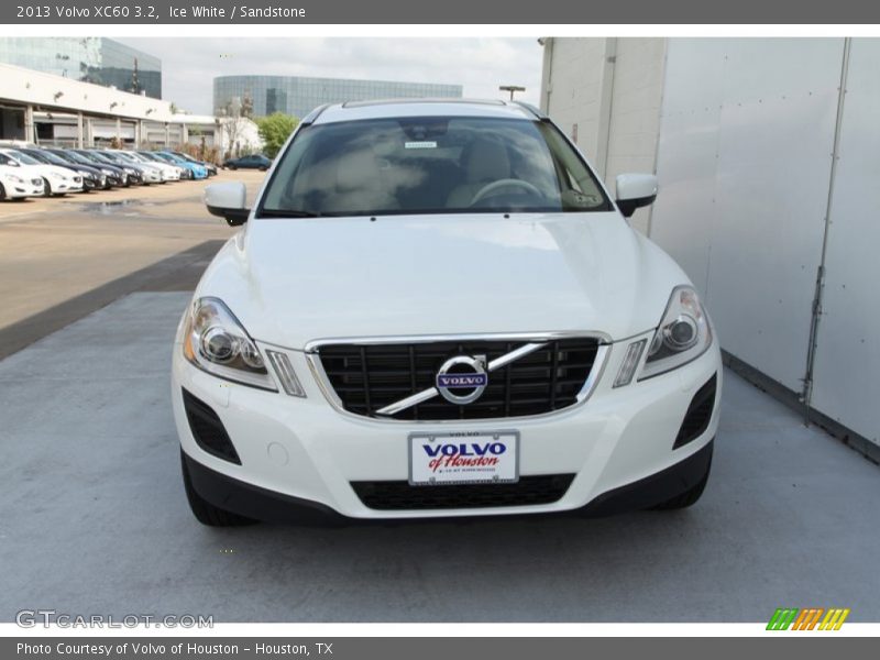 Ice White / Sandstone 2013 Volvo XC60 3.2