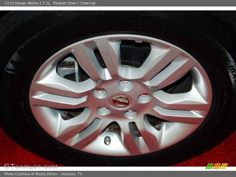 Radiant Silver / Charcoal 2010 Nissan Altima 2.5 SL