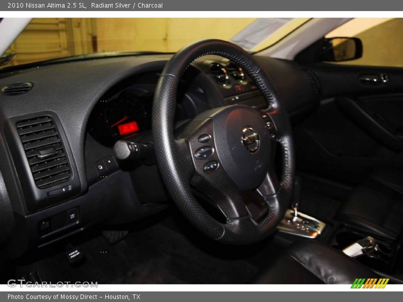 Radiant Silver / Charcoal 2010 Nissan Altima 2.5 SL
