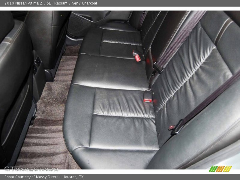 Radiant Silver / Charcoal 2010 Nissan Altima 2.5 SL
