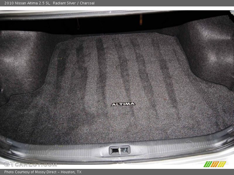 Radiant Silver / Charcoal 2010 Nissan Altima 2.5 SL