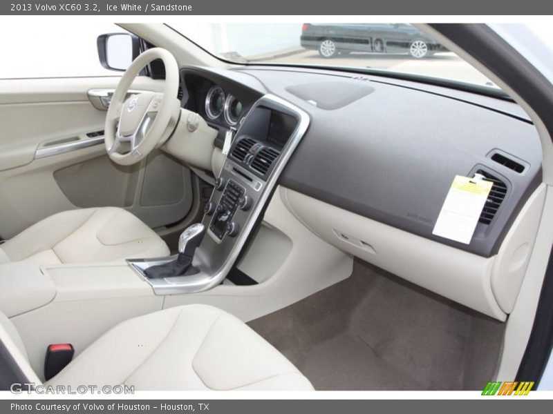 Ice White / Sandstone 2013 Volvo XC60 3.2