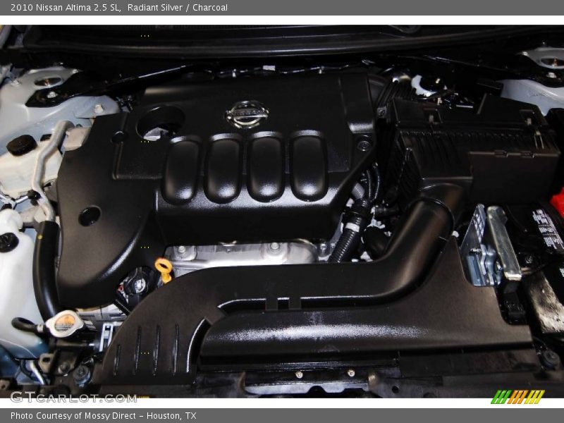 Radiant Silver / Charcoal 2010 Nissan Altima 2.5 SL