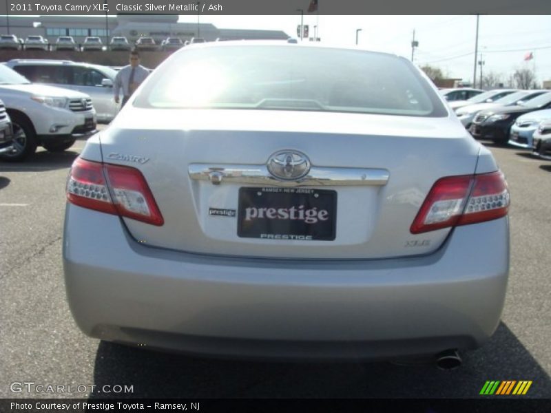 Classic Silver Metallic / Ash 2011 Toyota Camry XLE