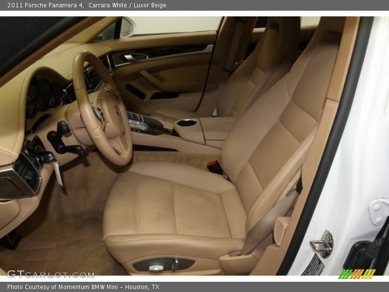 Carrara White / Luxor Beige 2011 Porsche Panamera 4