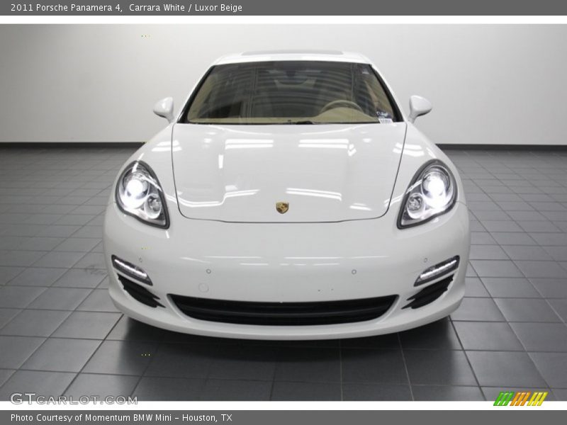 Carrara White / Luxor Beige 2011 Porsche Panamera 4