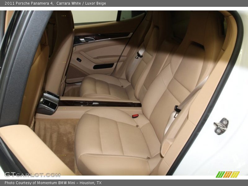 Carrara White / Luxor Beige 2011 Porsche Panamera 4