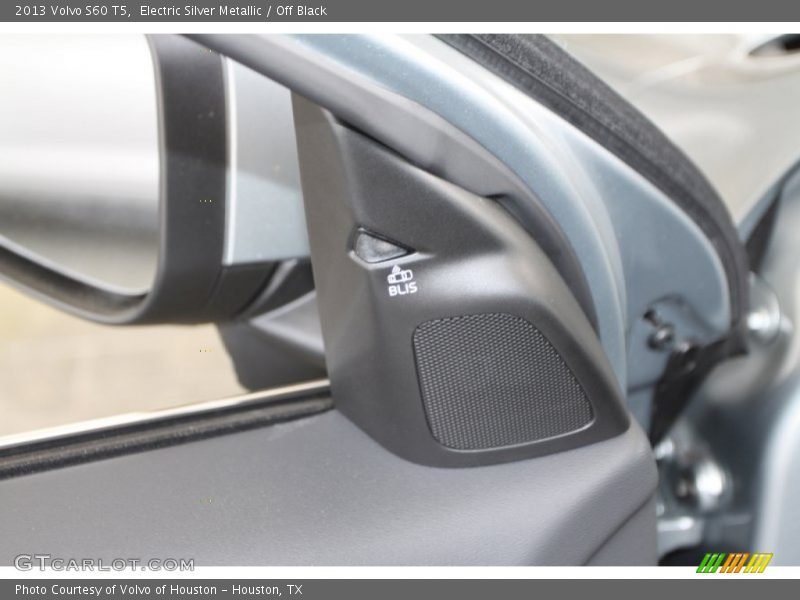Electric Silver Metallic / Off Black 2013 Volvo S60 T5