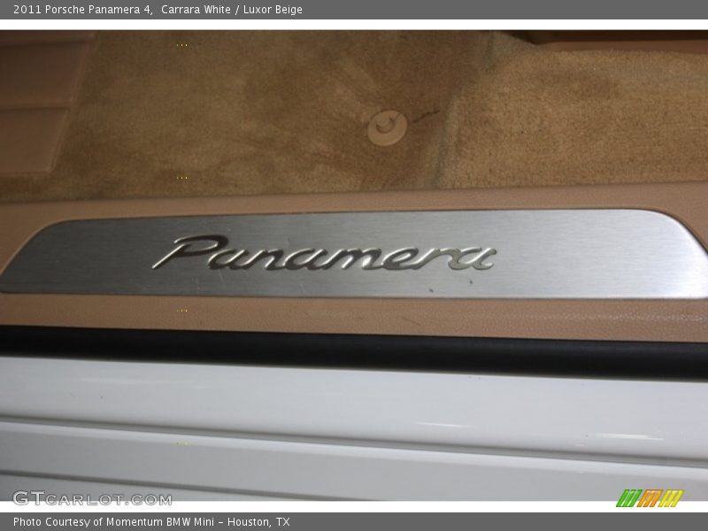 Carrara White / Luxor Beige 2011 Porsche Panamera 4