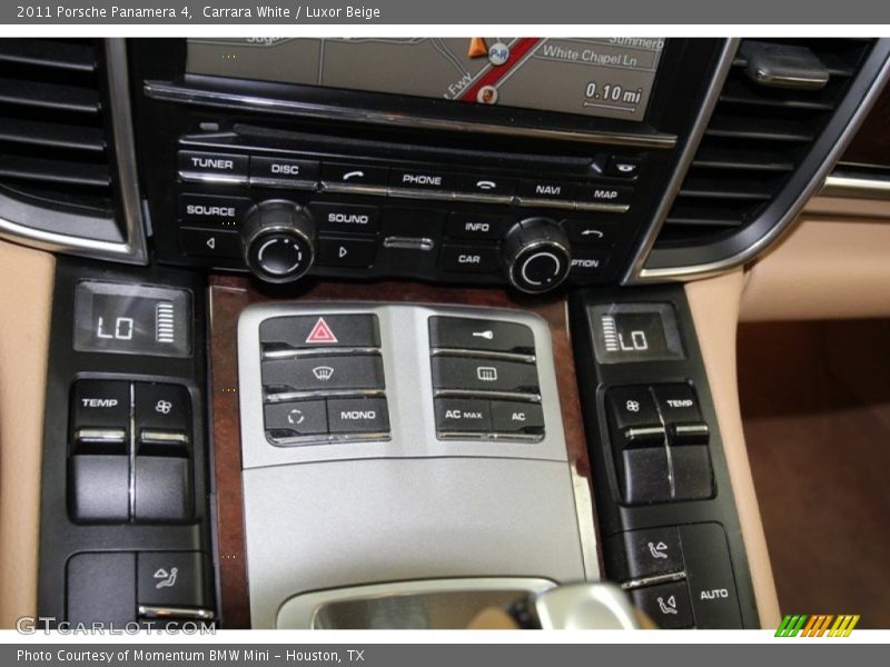 Carrara White / Luxor Beige 2011 Porsche Panamera 4