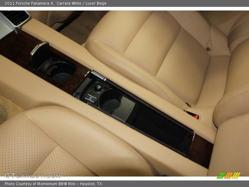 Carrara White / Luxor Beige 2011 Porsche Panamera 4
