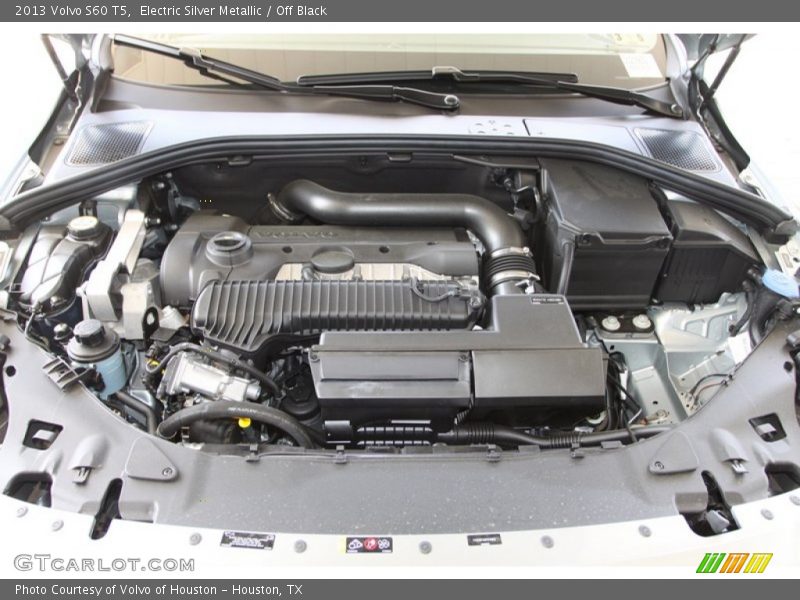 Electric Silver Metallic / Off Black 2013 Volvo S60 T5