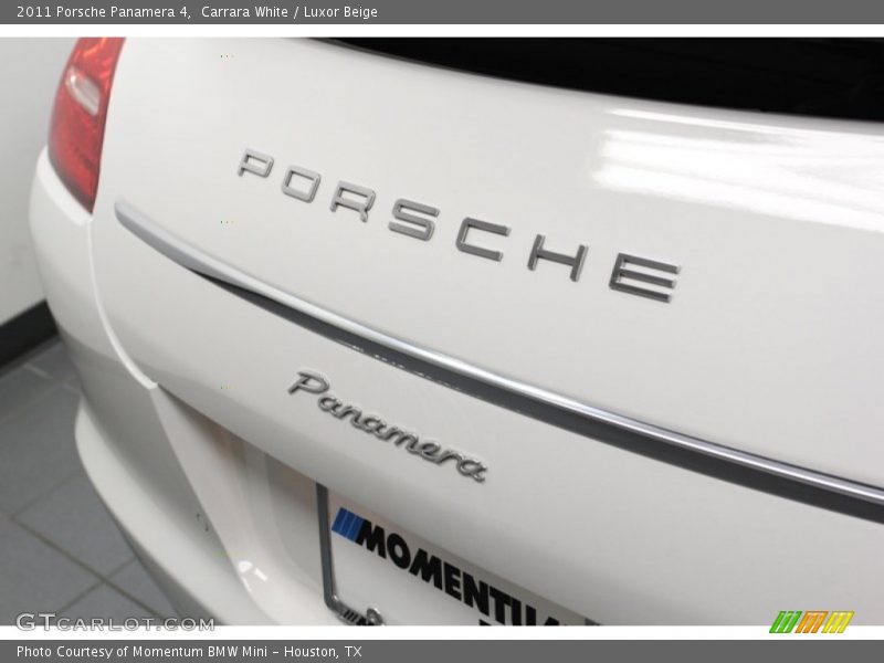 Carrara White / Luxor Beige 2011 Porsche Panamera 4
