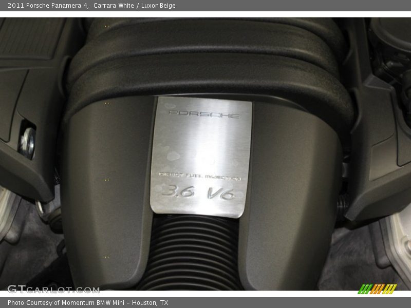 Carrara White / Luxor Beige 2011 Porsche Panamera 4