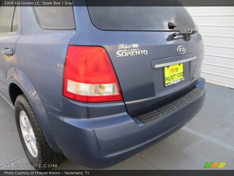 Spark Blue / Gray 2006 Kia Sorento LX