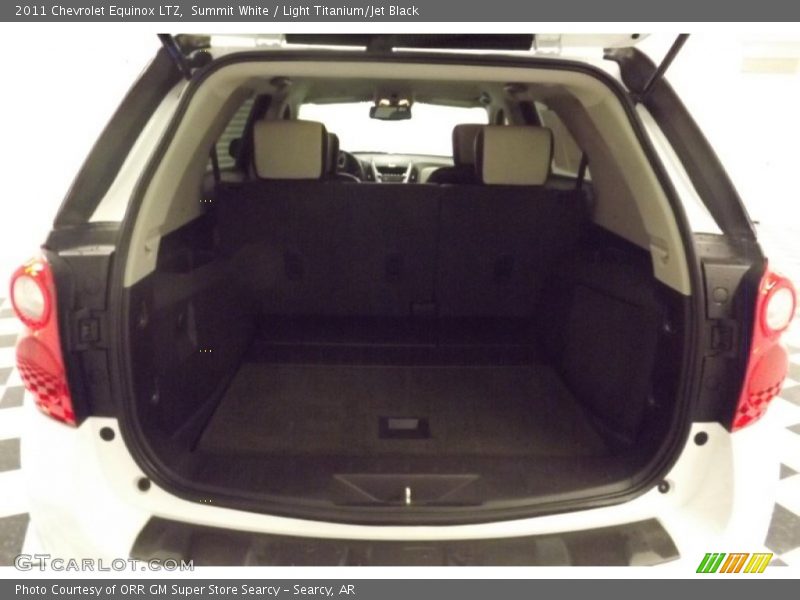 Summit White / Light Titanium/Jet Black 2011 Chevrolet Equinox LTZ