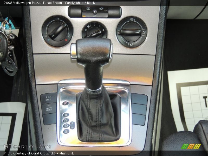 Candy White / Black 2008 Volkswagen Passat Turbo Sedan