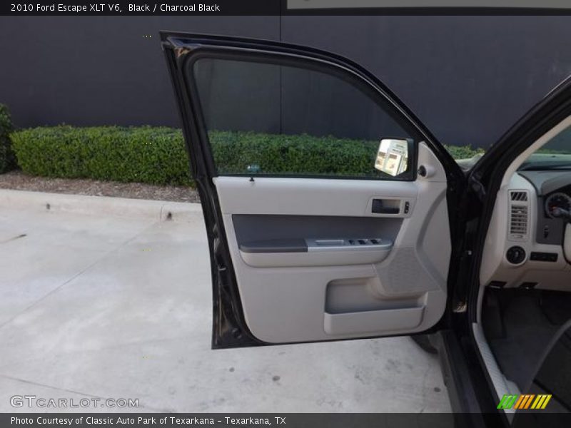 Black / Charcoal Black 2010 Ford Escape XLT V6