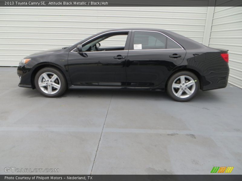 Attitude Black Metallic / Black/Ash 2013 Toyota Camry SE