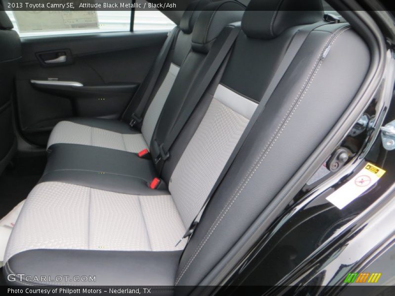 Attitude Black Metallic / Black/Ash 2013 Toyota Camry SE