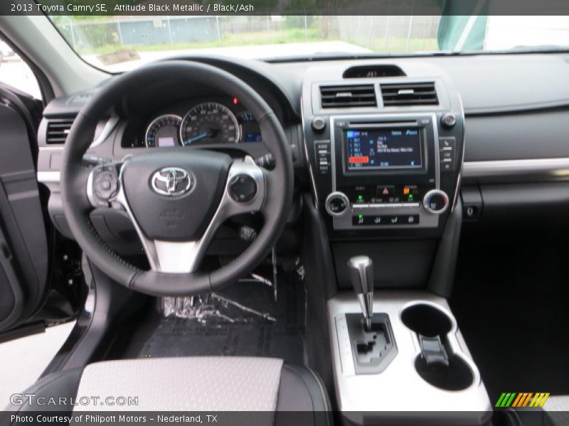 Attitude Black Metallic / Black/Ash 2013 Toyota Camry SE