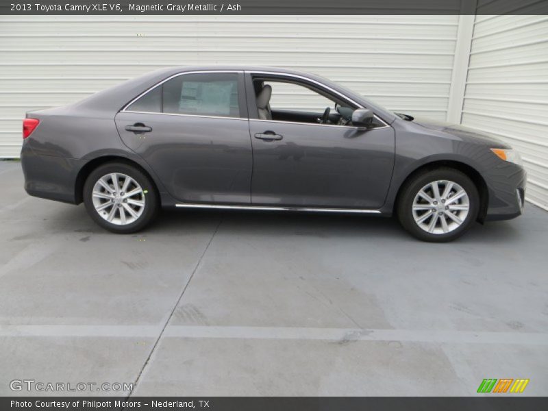 Magnetic Gray Metallic / Ash 2013 Toyota Camry XLE V6