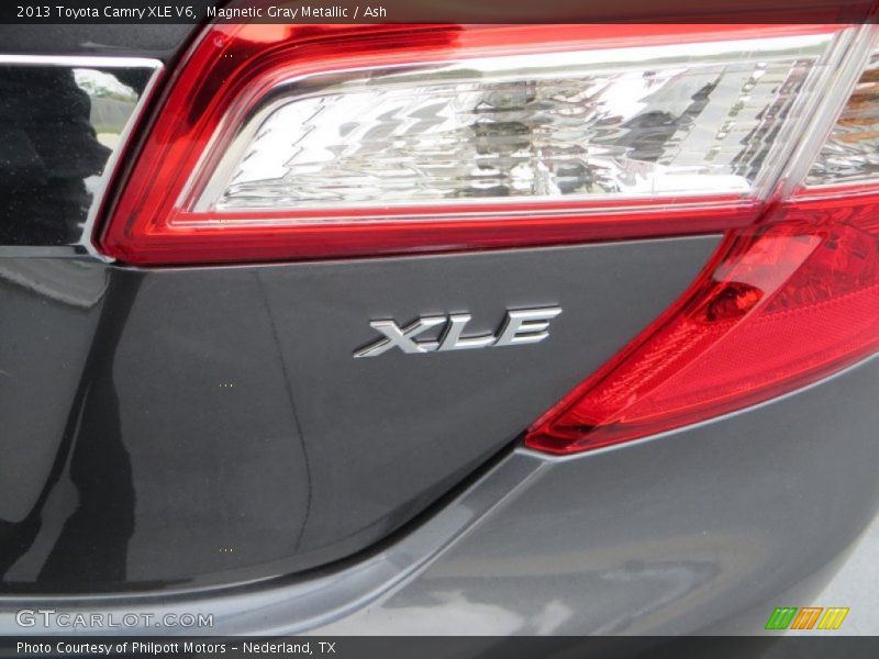 Magnetic Gray Metallic / Ash 2013 Toyota Camry XLE V6