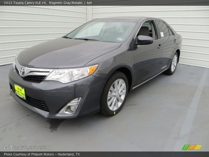 Magnetic Gray Metallic / Ash 2013 Toyota Camry XLE V6