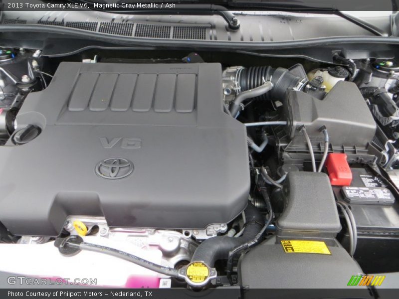 Magnetic Gray Metallic / Ash 2013 Toyota Camry XLE V6